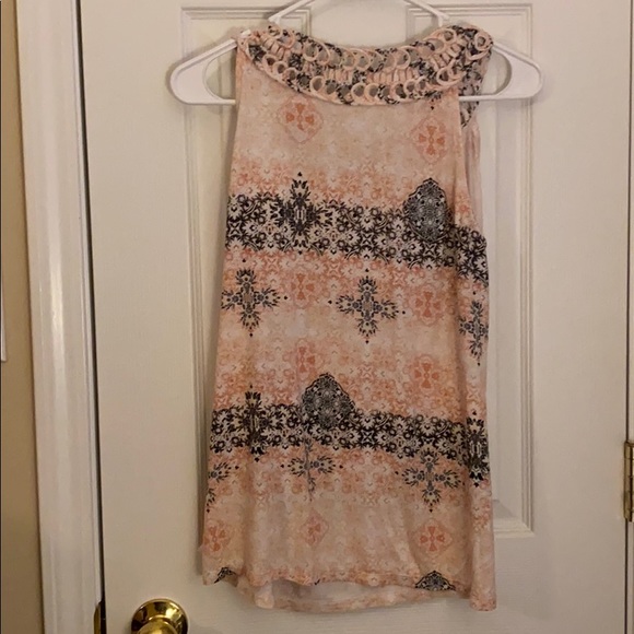 NWT Cream Cato Crochet Tunic/Flowy Top - Picture 5 of 6